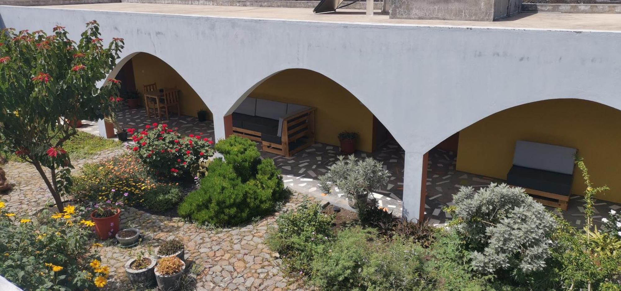 Casa Alcindo Bed & Breakfast Portela Exterior photo